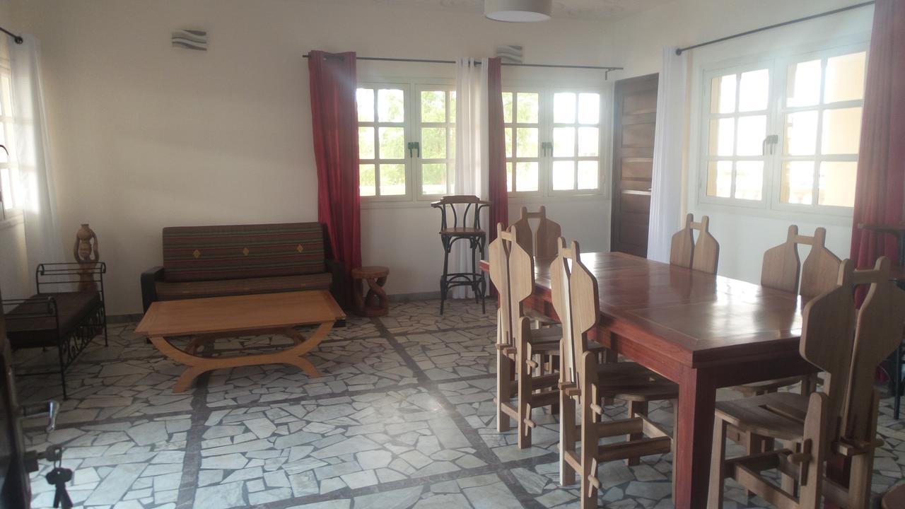 Best View Bed & Breakfast Ломе Екстериор снимка