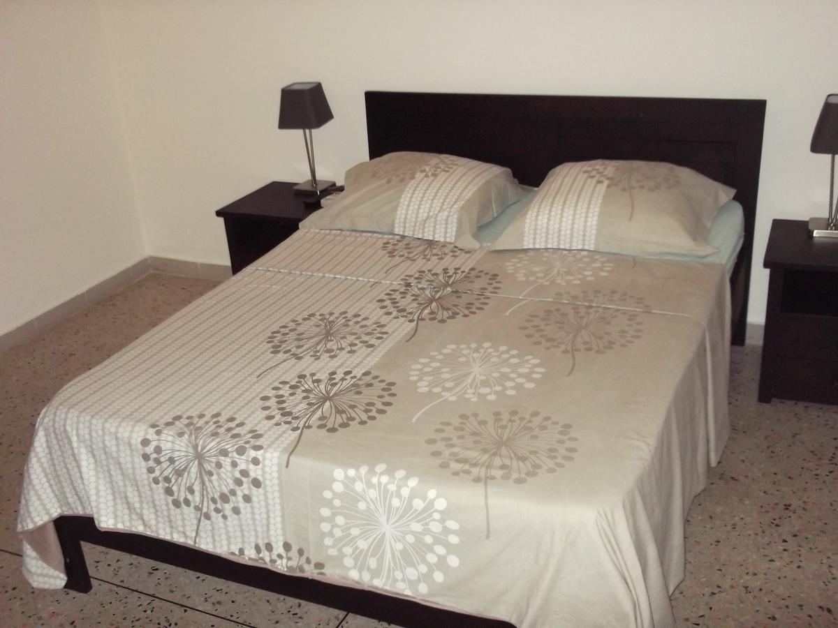 Best View Bed & Breakfast Ломе Екстериор снимка
