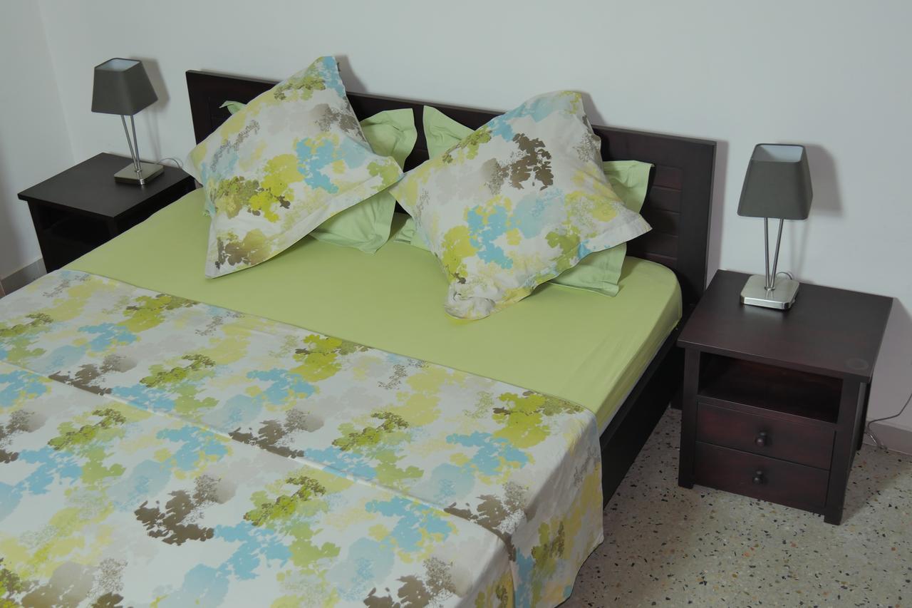 Best View Bed & Breakfast Ломе Екстериор снимка